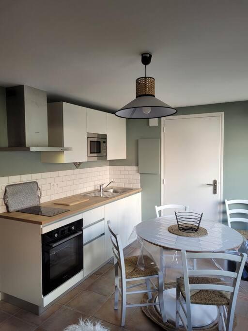 Apartment Le Cours Donville, Neuf A 100m De La