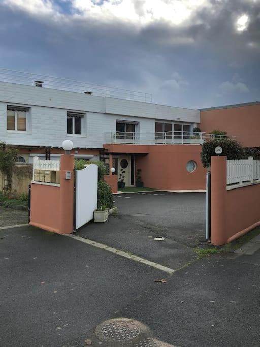 Le Cours Donville, Neuf A 100m De La Donville-les-Bains